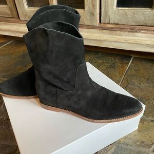 Vince Suede black Sinclair boots 8.5